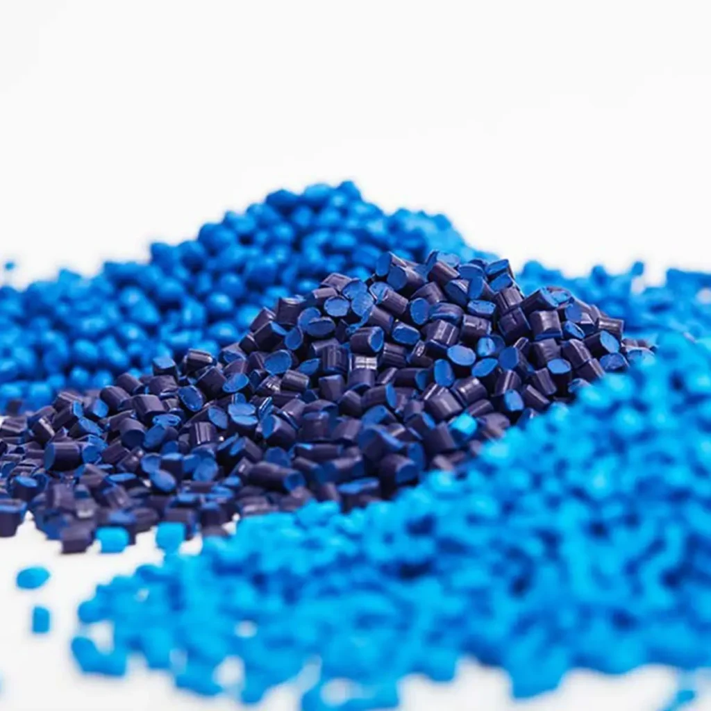 Injection molding plastic materials