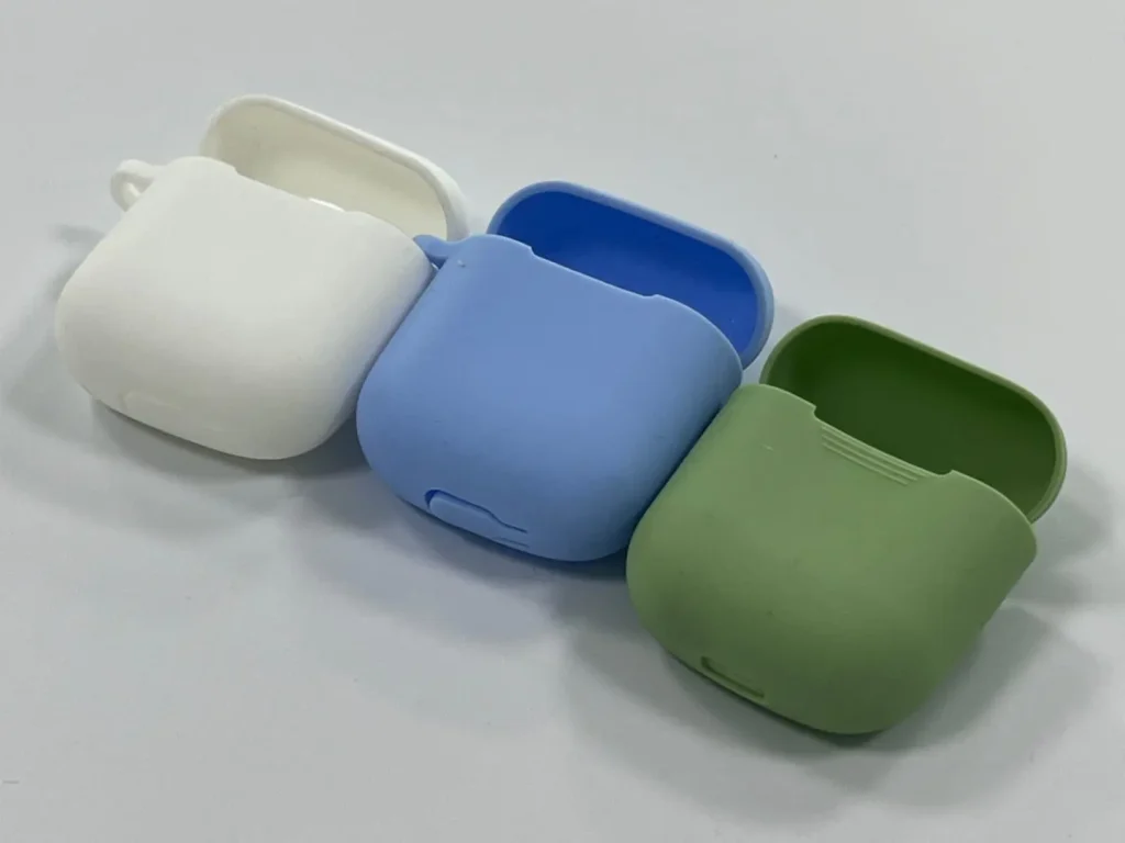 Bluetooth headset silicone protective cover compression molding
