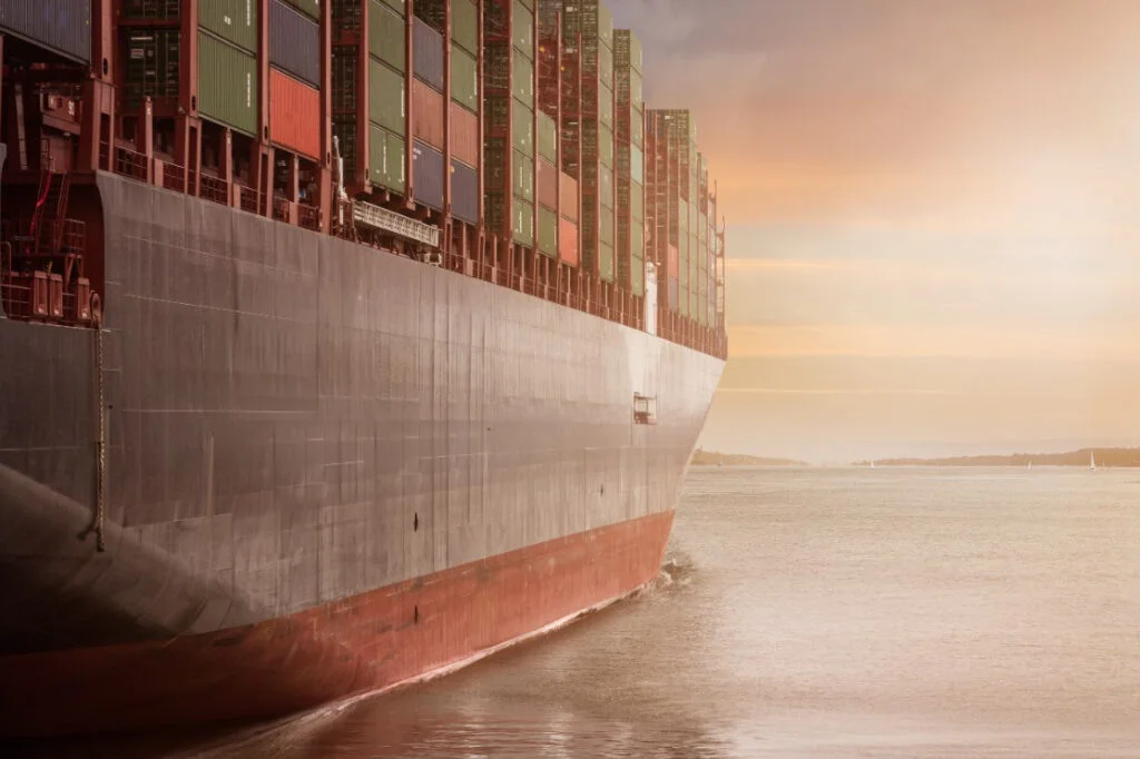 Container modulus metal shipping 1024x682 1