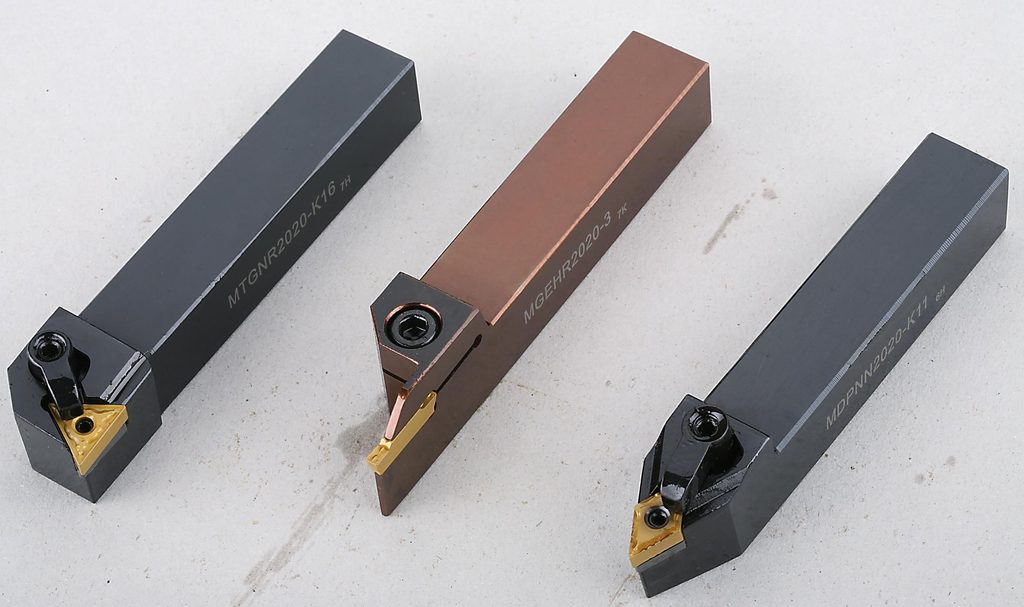 How Do Thermal Properties Affect CNC Machining? 2 The heat generated during CNC machining can affect the service life of the cutting tool.